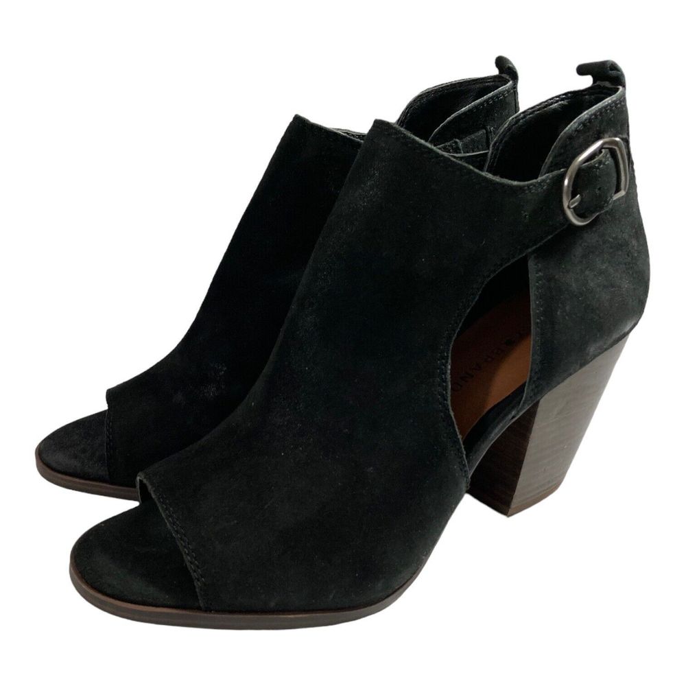 Lucky Brand Women’s 9.5M Oona Black Suede Stacked Heels Peep Toe Buckle NWOB - Picture 2 of 9